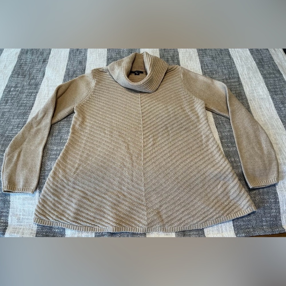 Style & Co SZ XL Beige w/ Gold Metallic Thread Long Sleeve Cowl Neck Pullover